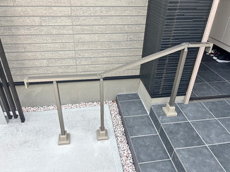 小工事 介護動線を整え、暮らしをサポートする安心の手すり